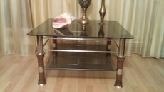 стеклянный журнальный стол