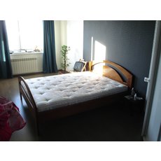 Продам 2х спальную кровать с матрасом Венето, 160*200, зима 