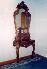 Резьба по дереву, золочение (сусальное золото, поталь, пленк