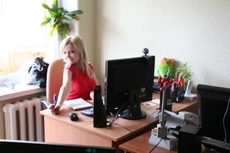 ВвПродается офисная мебель б уедите название объявления