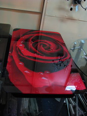 Столы со стеклянными столешницами с фото без плёнок.