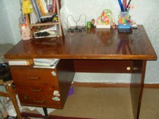 Продам ПИСЬМЕНЫЙ СТОЛ