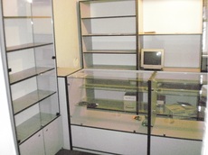 ПРОДАМ ТОРГОВУЮ МЕБЕЛЬ