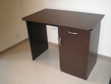 Терміново продаю Офісні меблі