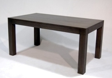 Цены на столы из массива тика снижены на 50%