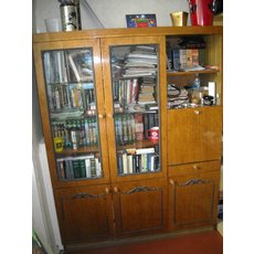 Книжный шкаф бу 350 грн