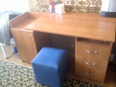 Продам стол – письменный, компьютерный