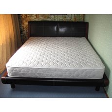 Продам двуспальную кровать (Польша) с ортопедическим матрасо