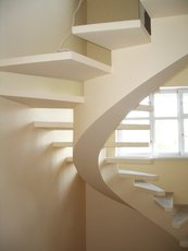 Изготовление бетонных лестниц