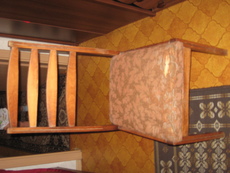 продам деревянные стулья б/у