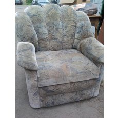 Продам мягкие удобные кресла