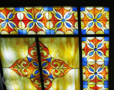 Двери с витражами