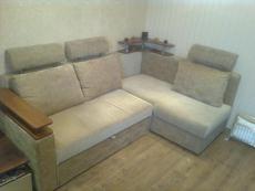 Продам угловой диван б/у