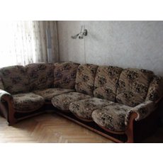 Продам красивый, угловой, раскладной диван б/у.