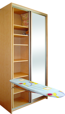 Встроенная гладильная доска в шкаф