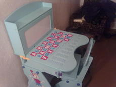 Продам десткий стол-парту со стулом