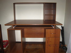 Продам письменный стол