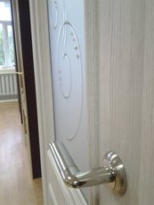 Двери со стразами