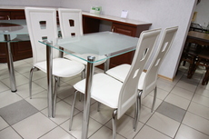 Ищу дилера для реализации обеденных столов собственного прои