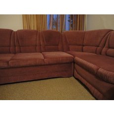 Продам угловой диван-кровать + кресло в хорошем состоянии