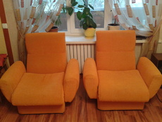 продам диван + 2 кресла