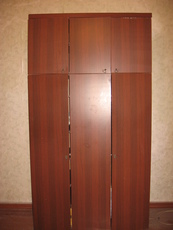 Продам шкаф плательный.