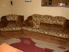 Продам диван і 2 крісла