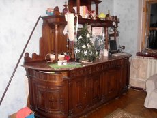 Продам старейший комод
