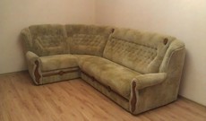 Продам диван угловой бу.