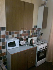 Кухня с мойкой и плитой Срочно