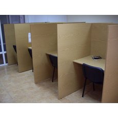 Продам комплект мебели (офисной)
