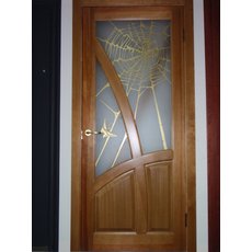 Двери деревянные из массива