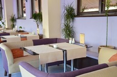 Распродажа мебели после закрытия ресторана Киев