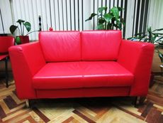 Ресторан закрыт продажа б.у. диванов натуральная кожа Киев