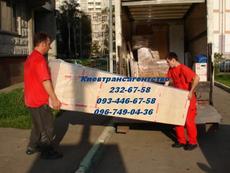 Перевозка мебели Киев грузчики в Киеве