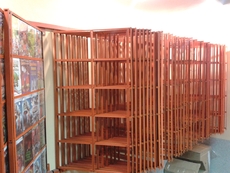 Мебель для мультимедийного магазина