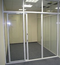 Недорогие металлопластиковые перегородки Киев, перегородки о