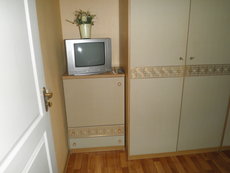 продам спальный гарниткр