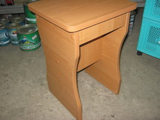 Продам Табуретки. Новые.