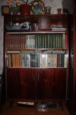 Продам Книжный шкаф б/у