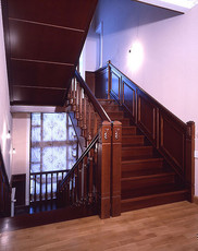 Ищем дилера.