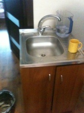 Продам мойку +тумбу + смеситель + сифон