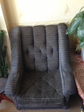 Продам 2 кресля Б/У