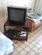 Продам тумбу под телевизор