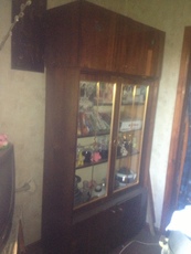 Продам книжный шкаф с антрисолью 200 грн.