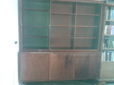 Шафа-стелаж