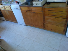 Кухня 2,6м с деревянным фасадом