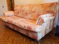 Продаю диван и 2 кресла