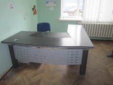 Стол руководителя или ресепшн