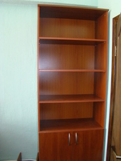 Продам офисную мебель Б/У